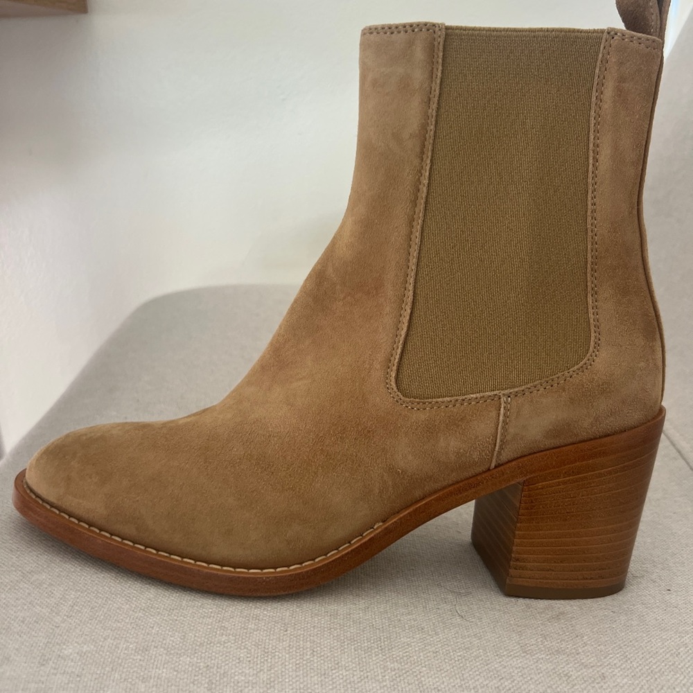 Suede Frankie Chelsea Boot